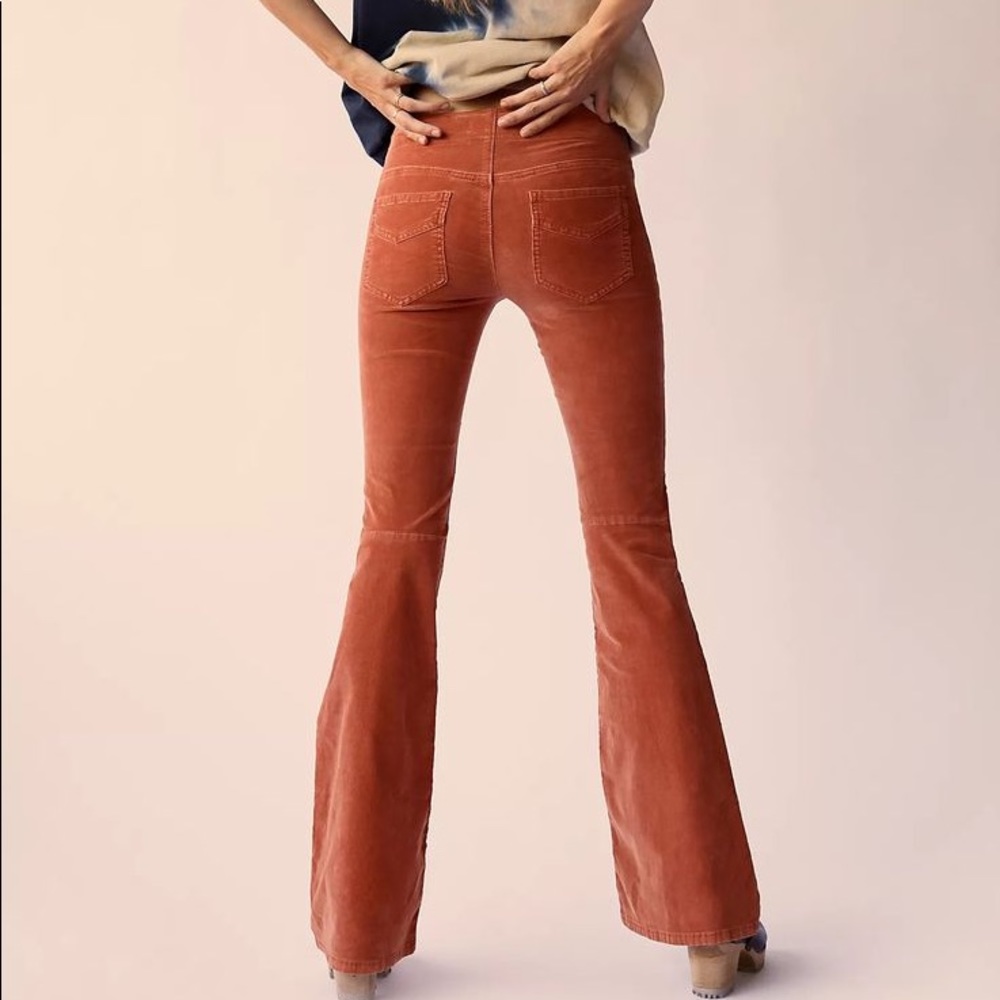 Free People BRAND NEW Pull-On Corduroy Flares
